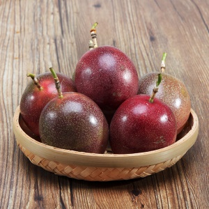 寻味君 广西百香果 2斤 新鲜水果 单果40g起约15-25个