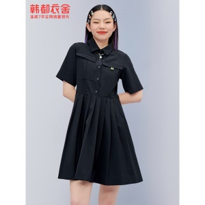 韩都衣舍宽松百褶连衣裙女2021夏季新款A型学院风小黑裙OM83548 黑色 M